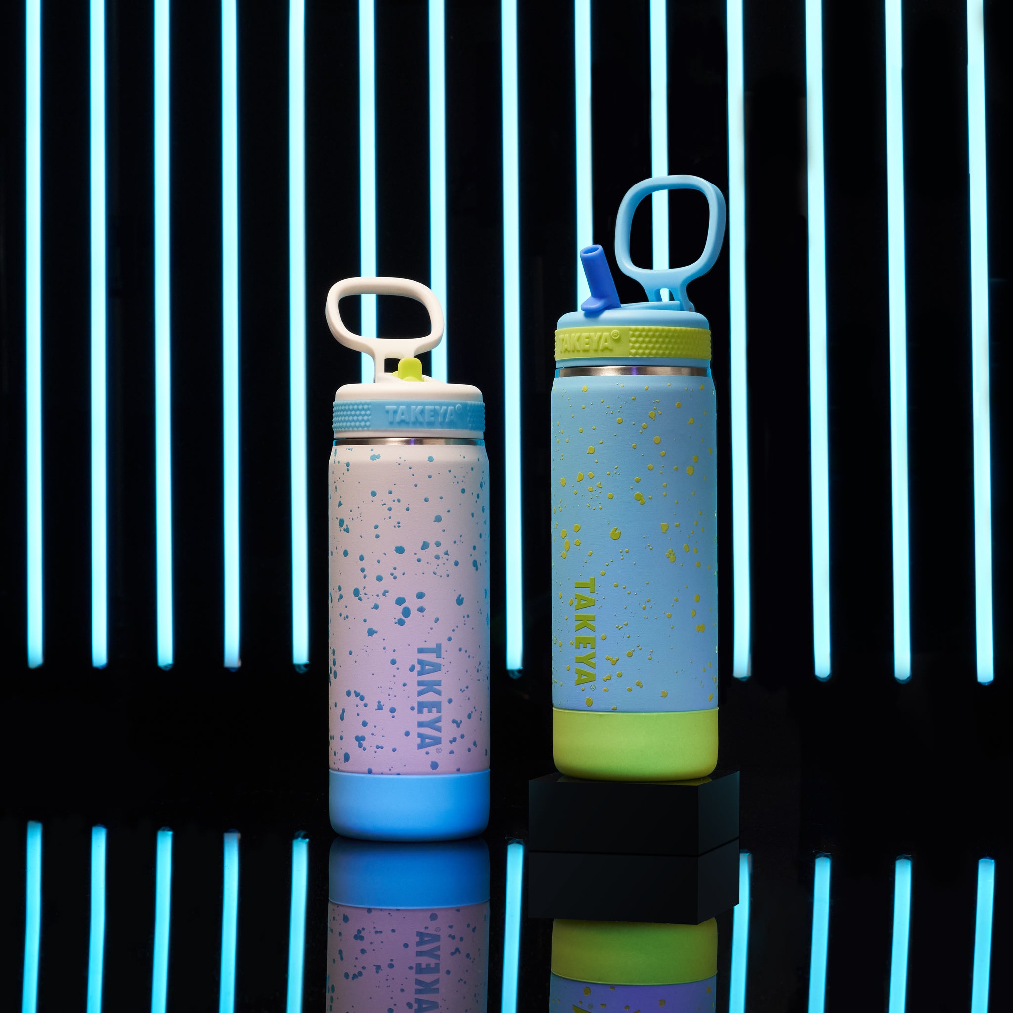 TAKEYA_KIDS_SHOOT_GLOWINTHEDARK7306-ElevatedProduct-51368-51370-1-WebsiteThumbnail.jpg